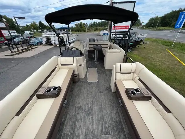 2022 Sweetwater SW 2286 Single Flip Lounge in Sport Touring in Sault Ste. Marie - Image 3