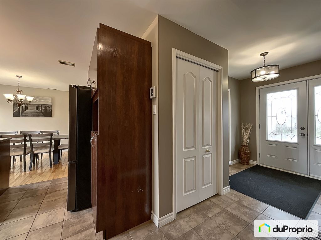 $484,900 - 2 Storey for sale in Victoriaville — photo 3