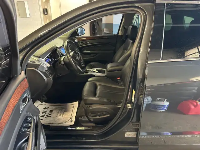 2015 Cadillac SRX518065366217543685