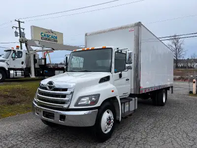 2020 Hino 338 - 24' box - 8' inside height - 3300lb power tailgate - roll up door - allison automati...