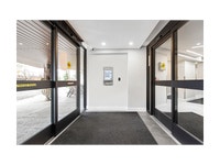 Virtual Open House: Please view our available units by clicking on the virtual tour below. Call: 647... (image 6)