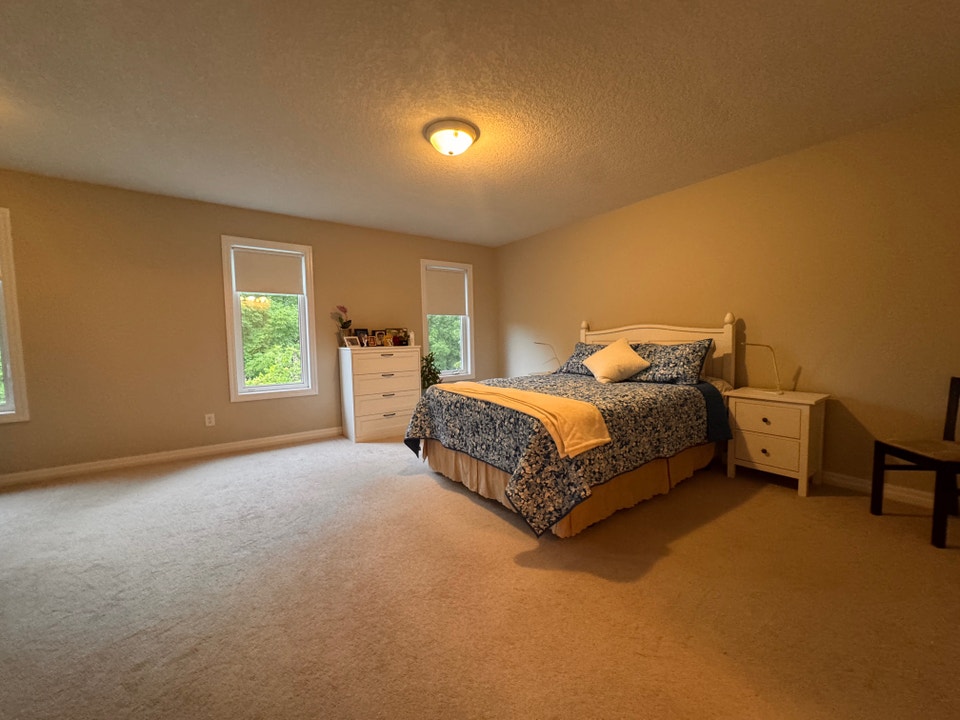 Executive 3 Bedroom, 2.5 Bathroom Condo in Doon, Kitchener! (Uni 2