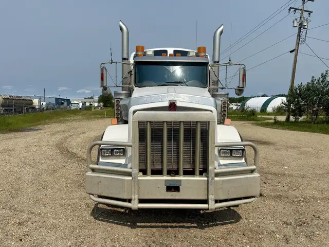 2010 KENWORTH T800 in Heavy Trucks in Saskatoon - Image 8