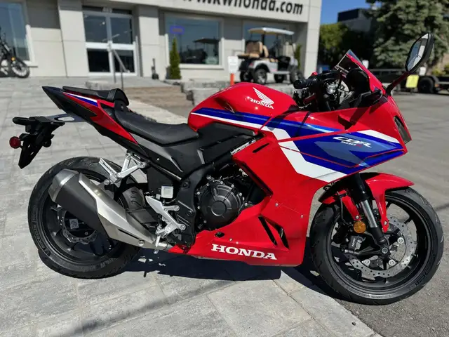 2025 Honda CBR500R ABS in Sport Bikes in Kitchener / Waterloo - Image 3