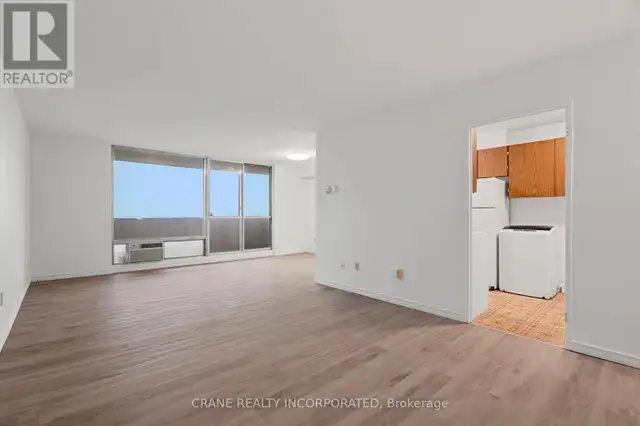 2610 - 1 MASSEY SQUARE Toronto (Crescent Town), Ontario in Condos for Sale in City of Toronto - Image 4