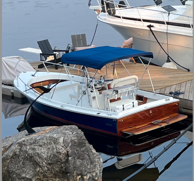1977 Shamrock 22 ft centre console in Powerboats & Motorboats in London