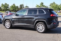 Engineered for Adventure with Uncompromising Capability. The Jeep Cherokee 4WD. A perfect fusion of... (image 4)