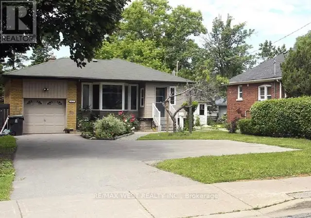 812 KENNEDY ROAD Toronto (Ionview), Ontario