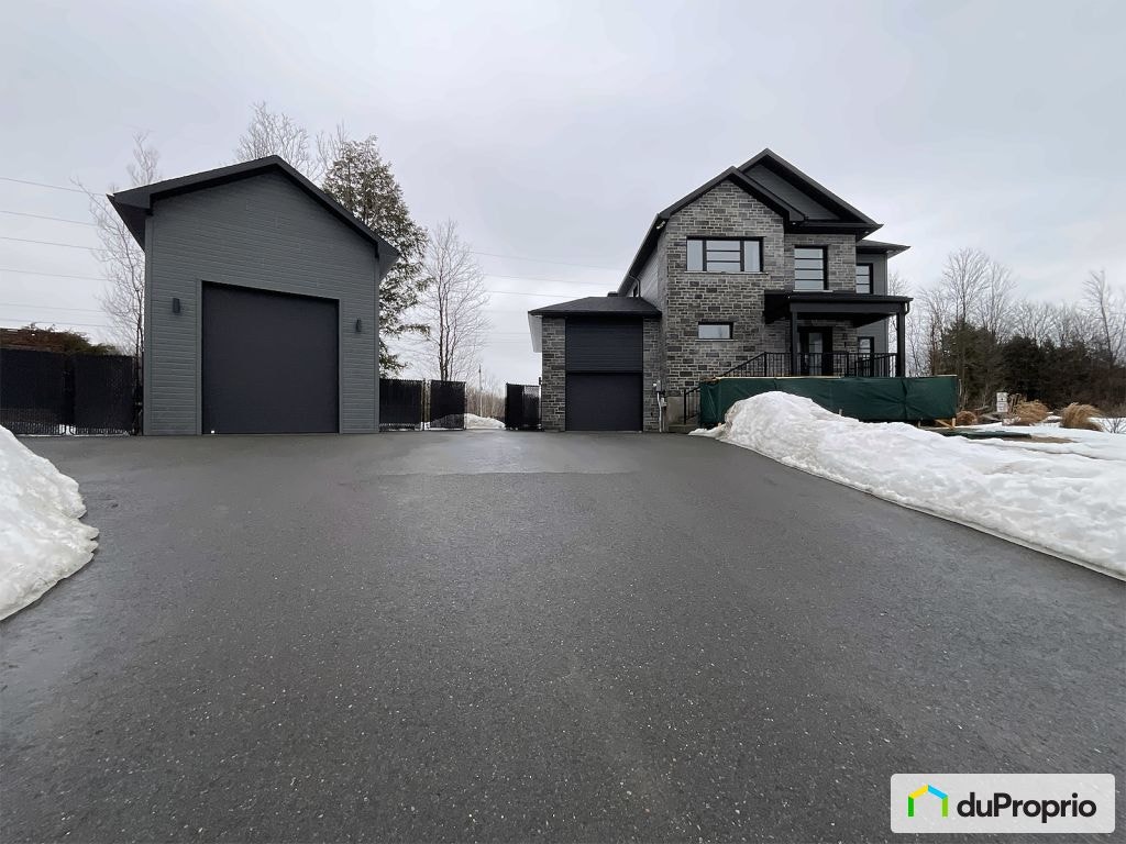 $899,900 - 2 Storey for sale in Granby — photo 2