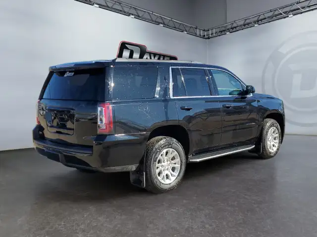 2020 GMC Yukon in Cars & Trucks in Medicine Hat - Image 5