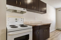 Amenities: Great Location • Affordable Parking • Heat & Water Included Suite & Building: One-bedroom... (image 4)