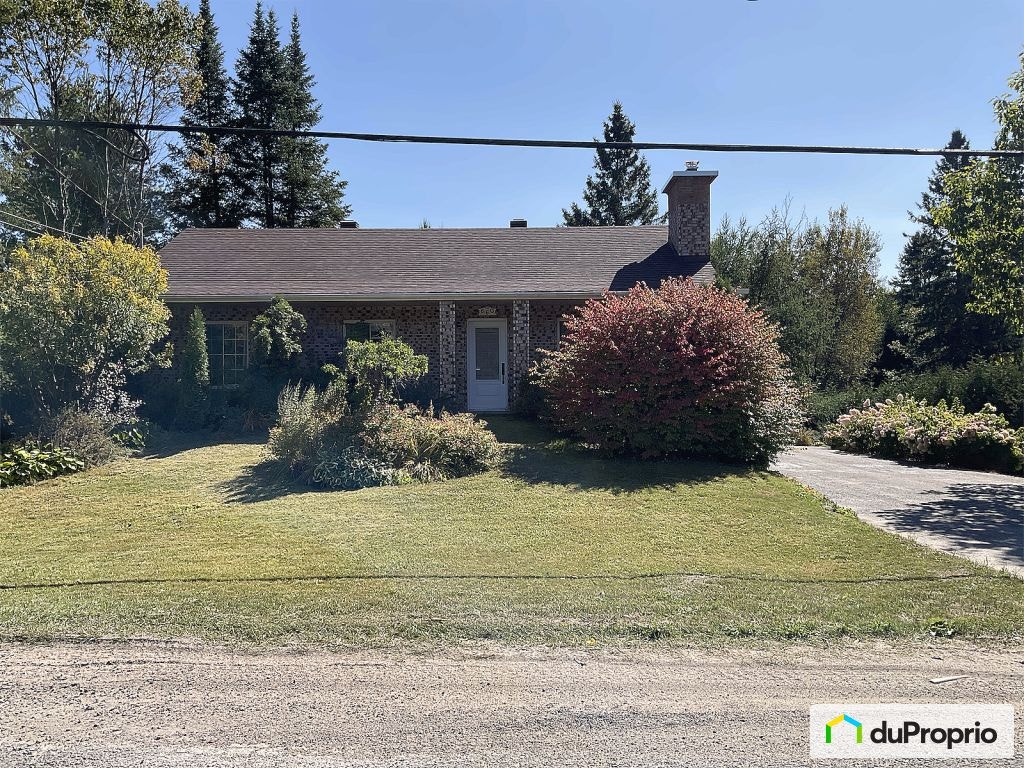 $329,900 - Bungalow for sale in Ste-Émélie-De-L'Énergie — photo 1