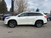 Double L Motors Ltd. FOR SALE: 2019 Toyota Highlander Limited 4WD Fully Loaded, Luxury & Reliability... (image 2)