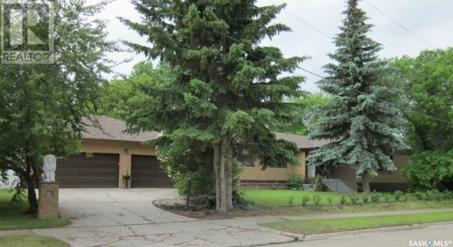 502 1st STREET W Meadow Lake, Saskatchewan in Houses for Sale in Prince Albert