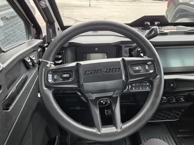 2026 Can-Am DEFENDER MAX XT CAB HD11 in ATVs in New Glasgow - Image 17