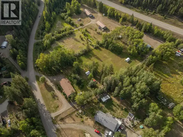 2360 BAILEY ROAD Williams Lake, British Columbia in Houses for Sale in Williams Lake - Image 4