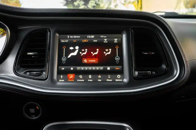 2022 Dodge Challenger5348208097322803212