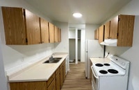 Amenities: Spacious Rooms • Elevators • Great Location Suite & Building: Spacious one-bedroom and tw... (image 3)