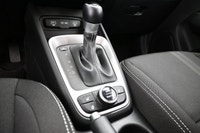 The 2025 Hyundai Venue is the perfect compact SUV for city driving and everyday adventures. With its... (image 5)