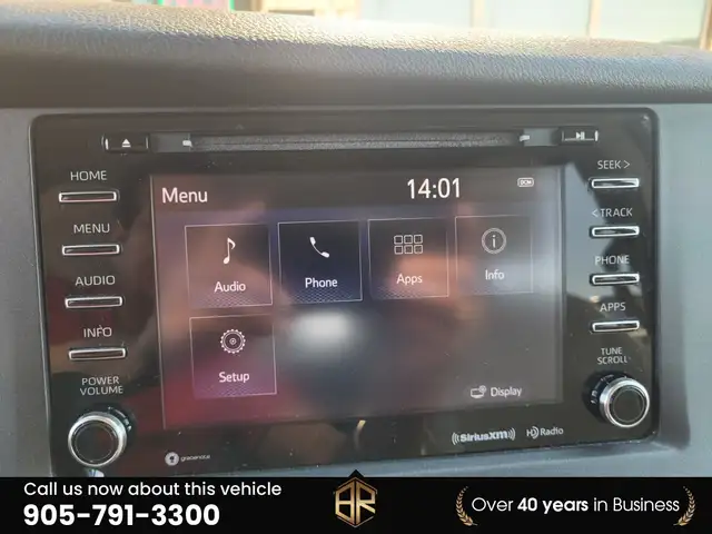 2018 Toyota Sienna LE | AWD | Power doors in Cars & Trucks in Mississauga / Peel Region - Image 17