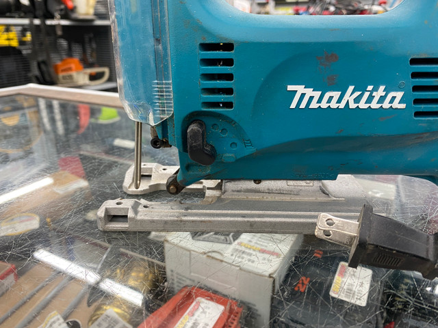 Makita 4329 Jig Saw with Case in Power Tools in City of Toronto - Image 3