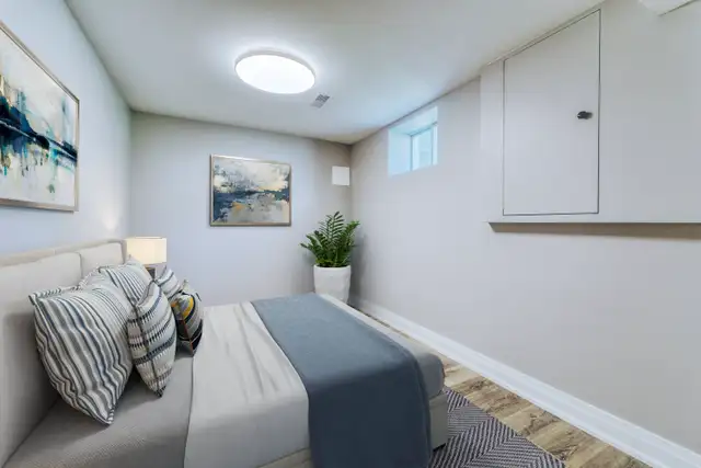 Beautiful 2 Bedroom Basement Apartment – All Utilities & Parking in Long Term Rentals in City of Toronto - Image 10