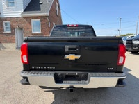 Looking for a powerful and luxurious pickup truck that can handle anything you throw its way? Feast... (image 5)