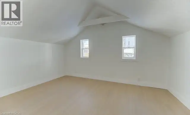 190 LANCASTER Street E Kitchener, Ontario in Houses for Sale in Kitchener / Waterloo - Image 9