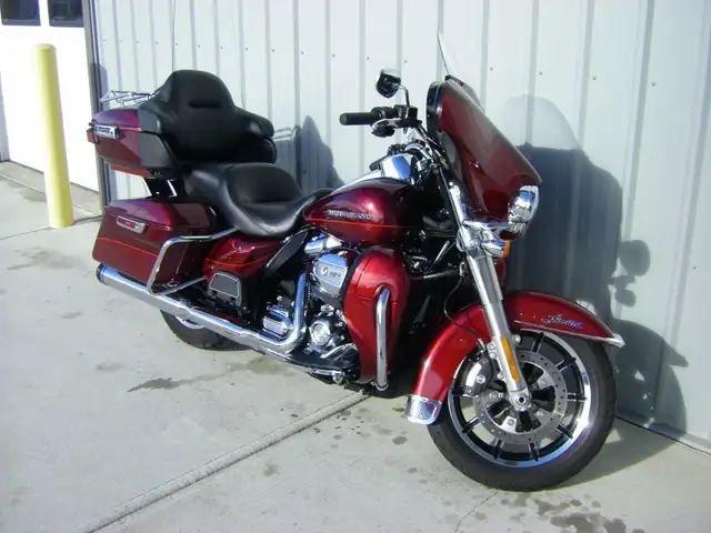 2017 Harley-Davidson Ultra Limited Biweekly $160 OAC  in Street, Cruisers & Choppers in Edmonton - Image 3