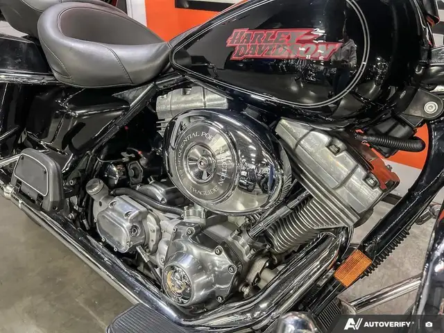 2006 Harley-Davidson FLHTI ELECTRA GLIDE STD in Sport Touring in Calgary - Image 21