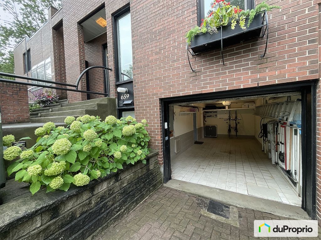$1,260,000 - Townhouse for sale in L'Ile Des Soeurs — photo 2