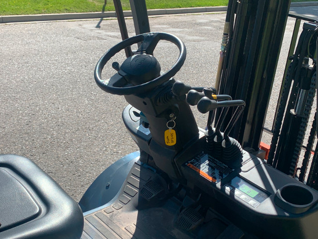 Forklift Rental - Propane and Electric in Heavy Equipment in Calgary - Image 3