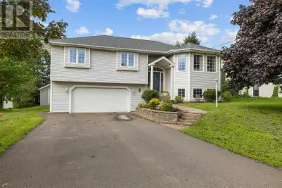 Well-maintained split-level home located on a quiet dead-end street in the heart of Cornwall, close...