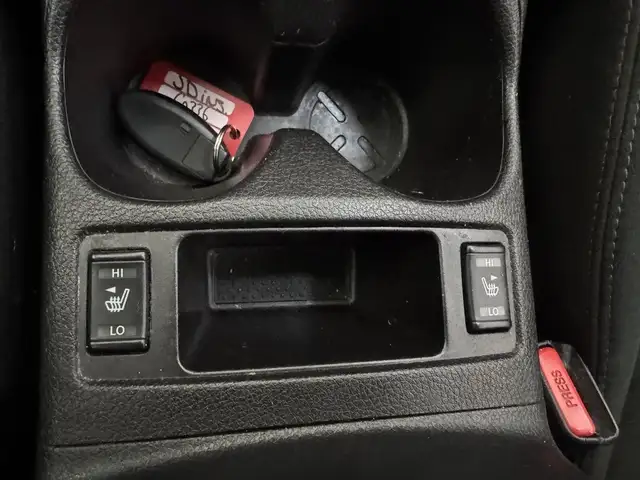 2016 Nissan Rogue FWD 4dr SV in Cars & Trucks in Longueuil / South Shore - Image 29