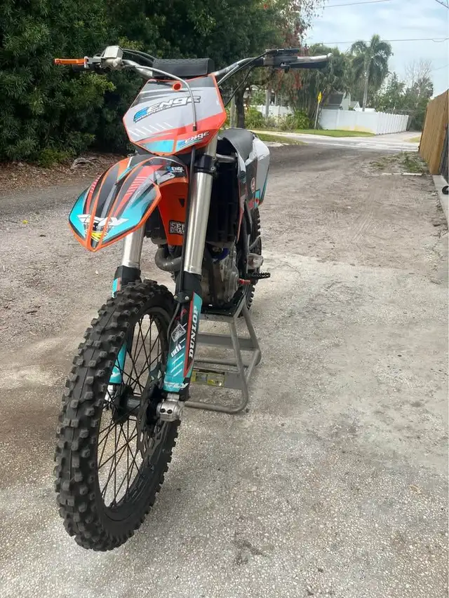 2010 KTM 450 SX-F-CUSTOM! in Dirt Bikes & Motocross in Edmonton - Image 3