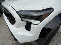 Built to tackle the toughest terrain while delivering everyday comfort and modern technology, this 2... (image 5)