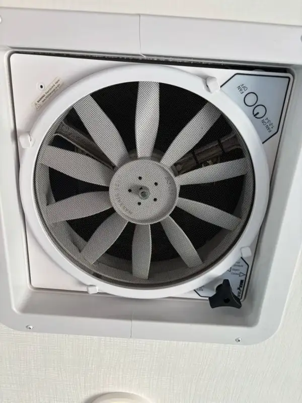 2023 Forester 2441 CD in RVs & Motorhomes in Laval / North Shore - Image 23