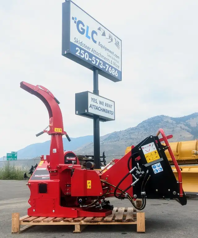 Wallenstein BX52R Chipper with Hydraulic Infeed & 5year Warranty in Other in Kamloops - Image 2