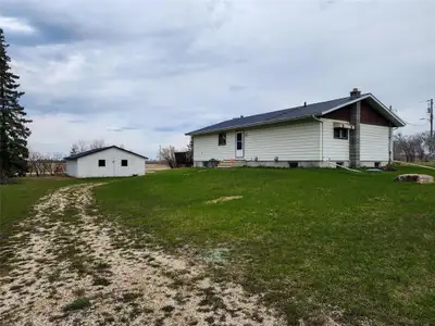 R19//Fisher Branch/Nestled on a beautiful 19.38 acre treed lot, this home is ready for you to make i...