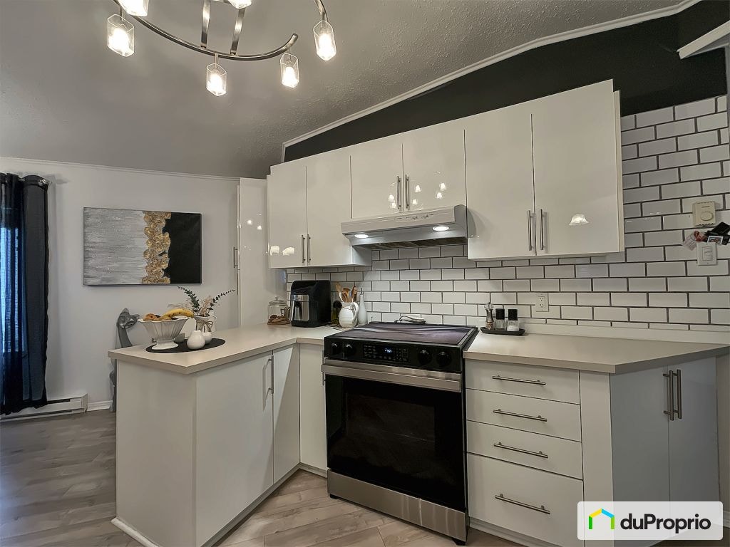 $372,000 - Mobile home for sale in St-Mathias-sur-Richelieu — photo 3