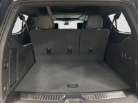 Welcome to Capital GMC! This 2026 GMC Yukon XL in Summit White is equipped with 4WD and Gas V8 6.2L/... (image 9)