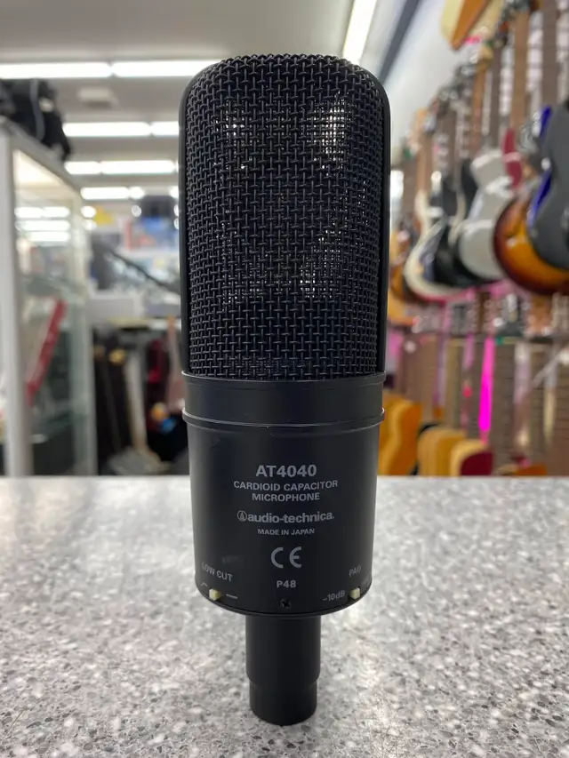 Audio Technica AT 4040 Condenser Microphone in Pro Audio & Recording Equipment in City of Toronto - Image 3