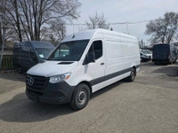 Perfect Auto . Engine: 4 Cylinder Engine 2.0L Safety Equipment ABS And Driveline Traction Control Si... (image 1)
