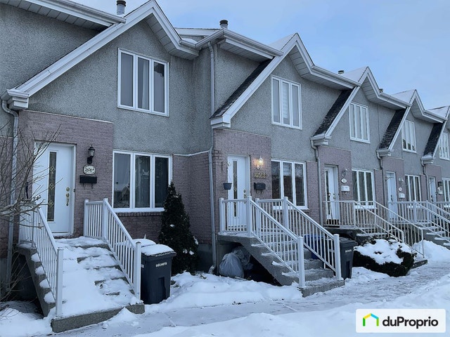 $449,000 - Townhouse for sale in Ste-Rose — photo 1