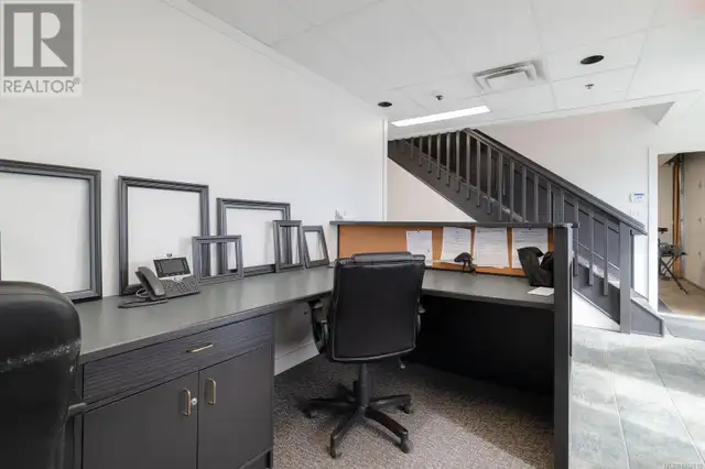1 501 Stanford Ave E Parksville, British Columbia in Commercial & Office Space for Sale in Parksville / Qualicum Beach - Image 10