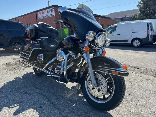 2001 Harley-Davidson Electra Glide Classic ~ ELECTRA GLIDE ~ 88C in Sport Touring in City of Toronto - Image 5