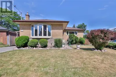 11 TORDALE CRESCENT Toronto (Bendale), Ontario