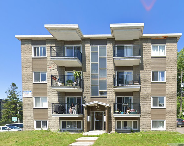 Beau très grand 5 1/2, rue Poncelet, Juillet WIFI