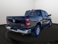 This Ram 1500 boasts a EZL 5.7L HEMI(R) VVT V8 w/ MDS & eTorque engine powering this Automatic trans... (image 4)