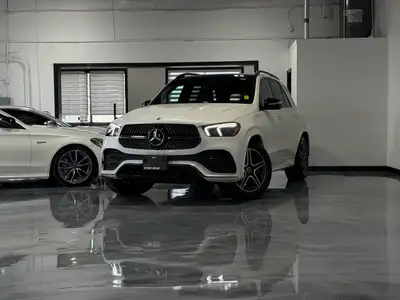 This 2020 Mercedes-Benz GLE 450 features: 4MATIC, Navigation, Heated Steering Wheel, 360 Camera, Act...
